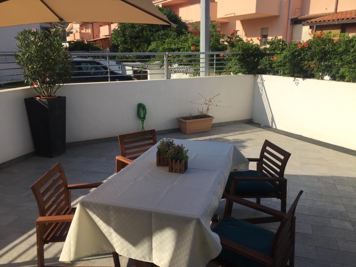 Slow Chic Apartment Ganzirri Mesina Exterior foto